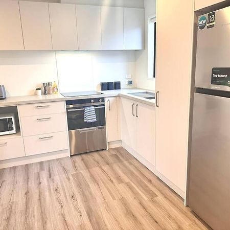 Cbd Luxury Parkside Living 2 Bedroom With Parking 크라이스트처치 외부 사진