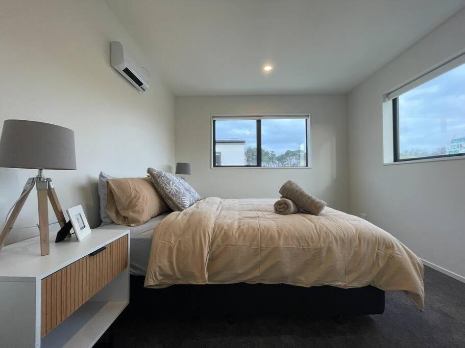 Cbd Luxury Parkside Living 2 Bedroom With Parking 크라이스트처치 외부 사진