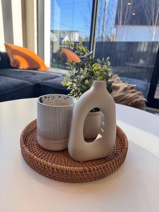 Cbd Luxury Parkside Living 2 Bedroom With Parking 크라이스트처치 외부 사진