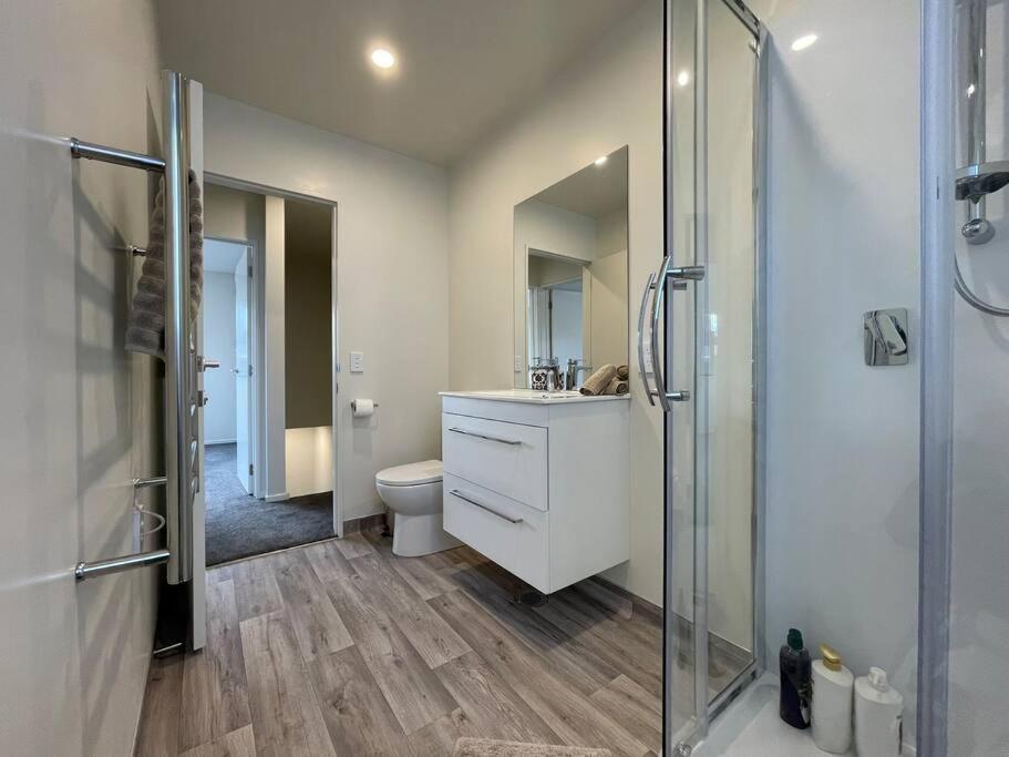 Cbd Luxury Parkside Living 2 Bedroom With Parking 크라이스트처치 외부 사진