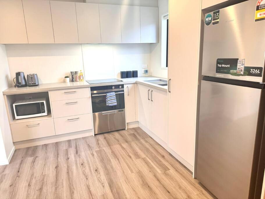 Cbd Luxury Parkside Living 2 Bedroom With Parking 크라이스트처치 외부 사진