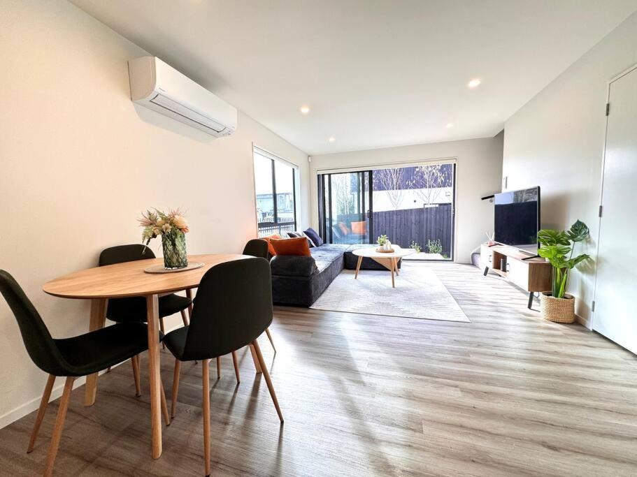 Cbd Luxury Parkside Living 2 Bedroom With Parking 크라이스트처치 외부 사진